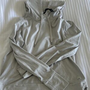 Light Gray Cozy Hoodie with Drawstring Vuori